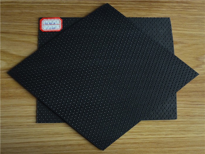 土(tu)工膜(mo)地下(xia)防水(shui)工程(cheng)施工(gong)中應(ying)注意(yi)事項(xiang)